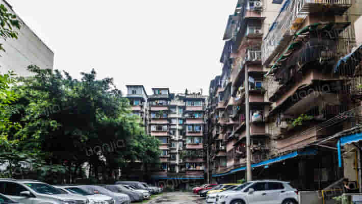 金城商住楼外景图