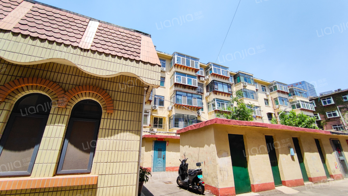 山大北路83号外景图