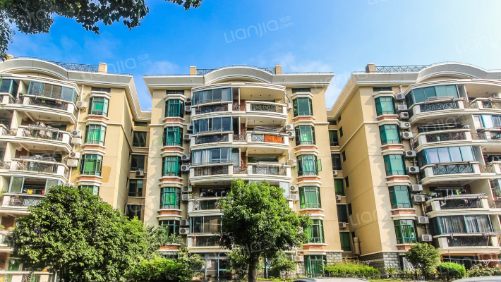 半岛公寓外景图