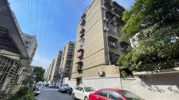 工行科技支行家属院外景图