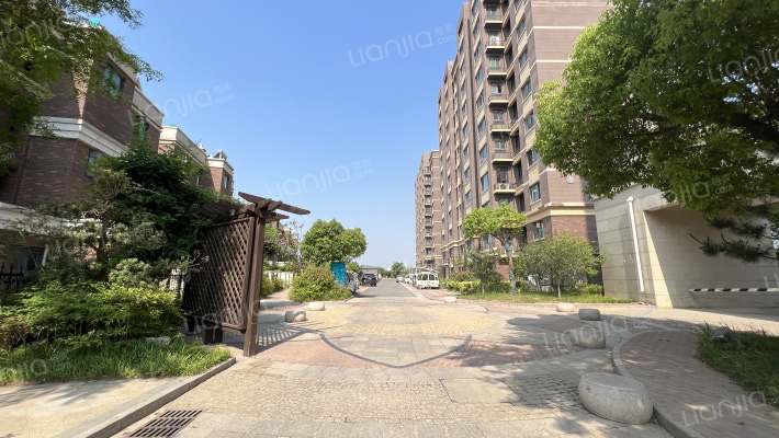 碩豐雅居外景图