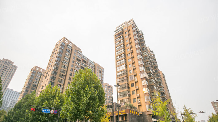 大美公寓外景图