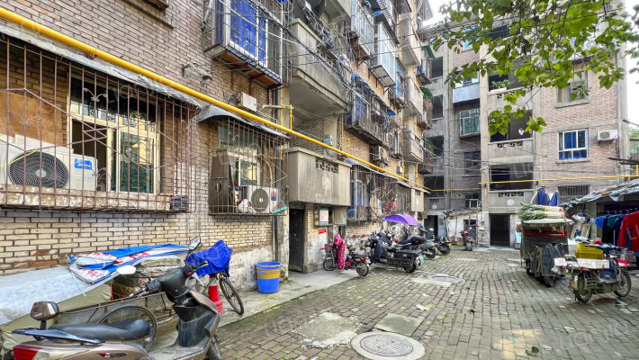 东九道巷2号外景图