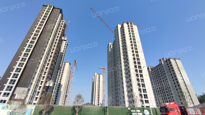 润俪花园外景图