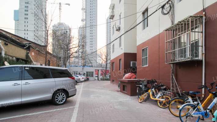 电力高层外景图