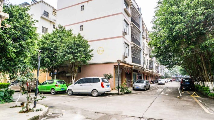 荷花园小区外景图