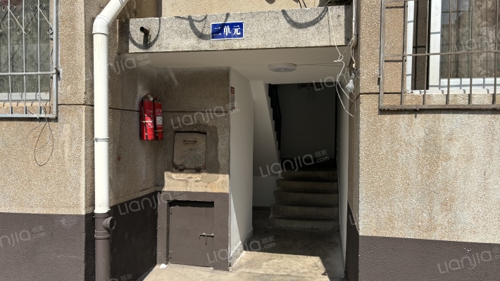 教场中路204号外景图