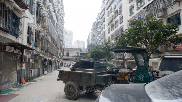 金三角花园外景图