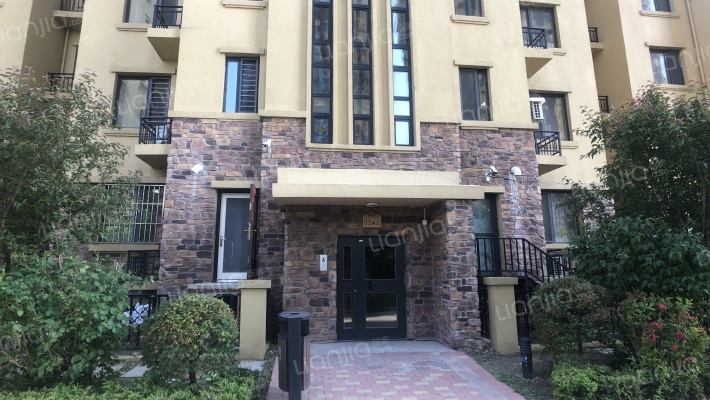 俪锦城西湖叠院外景图