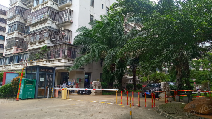 泰河阁小区外景图