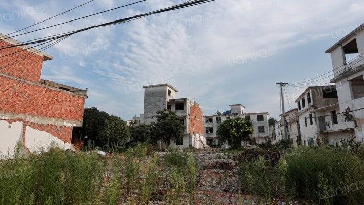 食品厂宿舍外景图