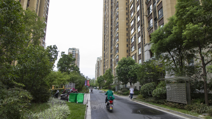 东方天骏九珑湾外景图