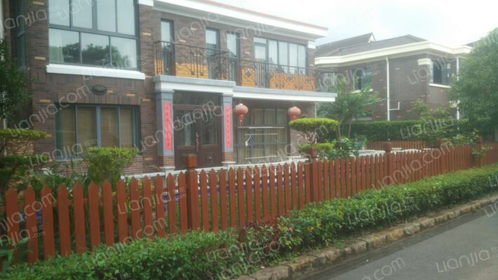 欧泊圣堡苑外景图