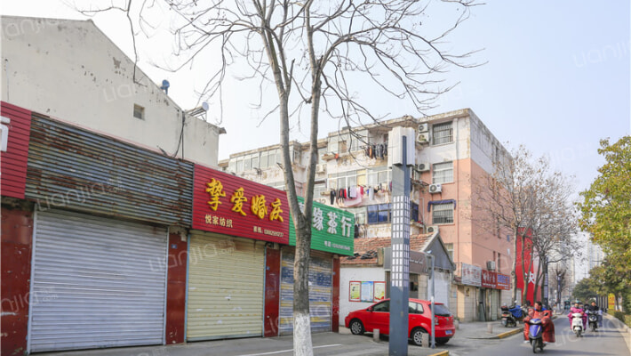 迎宾南路花园小区外景图