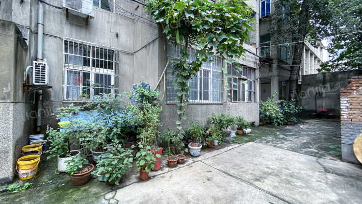 长线局家属院外景图