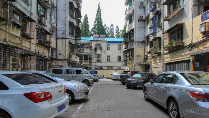 利民小区外景图