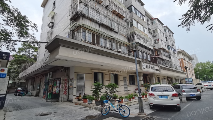 光复公寓外景图