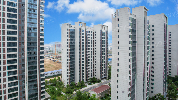 和信·清河城外景图