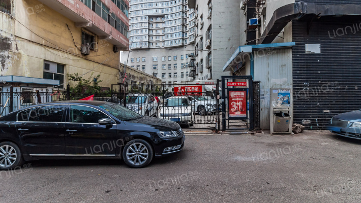 恒兴物业外景图