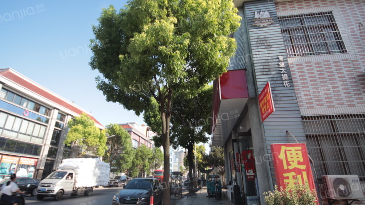 志浩西院外景图