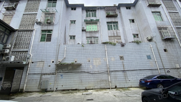 长冶路三段135号外景图