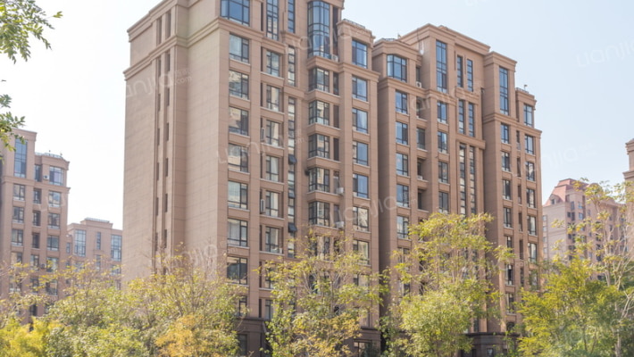 洛卡小镇林溪园外景图