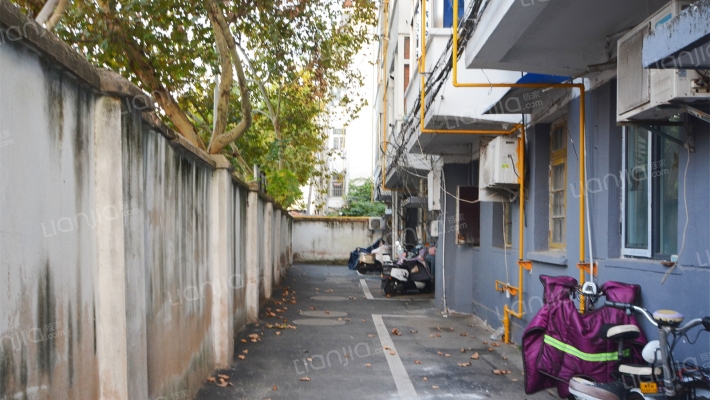 前进路5号外景图