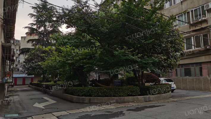 襄阳市规划局家属院外景图