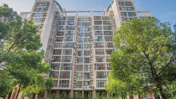 江西财经大学蛟桥园南区教工宿舍外景图