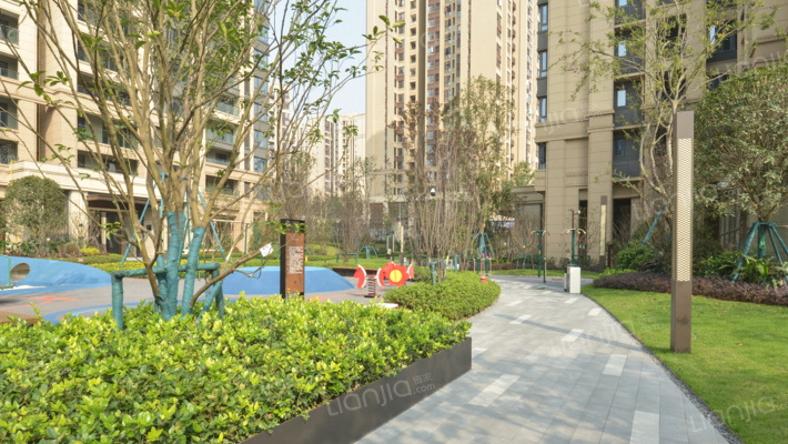 公园大道箐澜二组团外景图