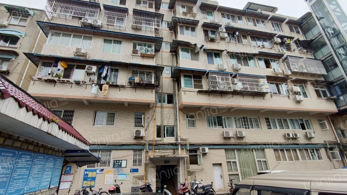 龙平路144号外景图