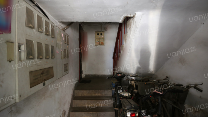 旱西关北二条社区外景图