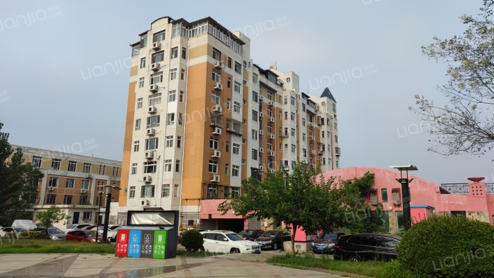 恋日风景外景图