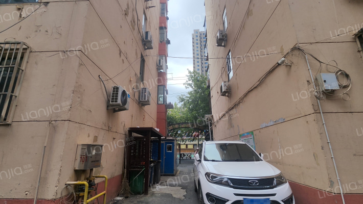 交通巷9号院外景图