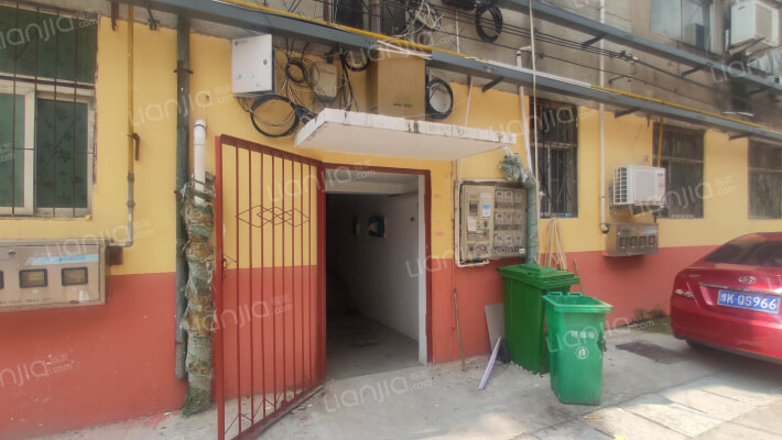 人寿保险家属院外景图