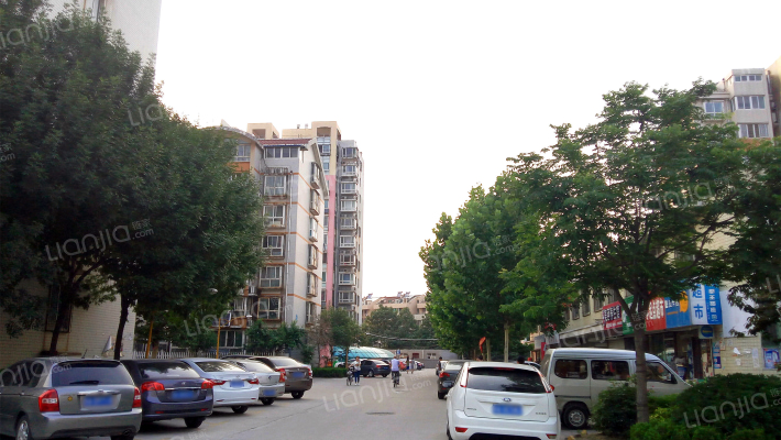 天和园小区外景图