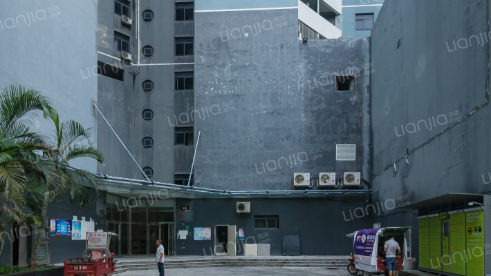 东方新天地大厦外景图