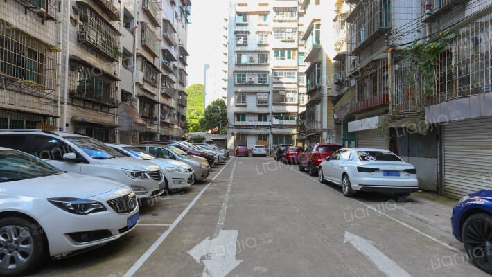 武岳新村外景图