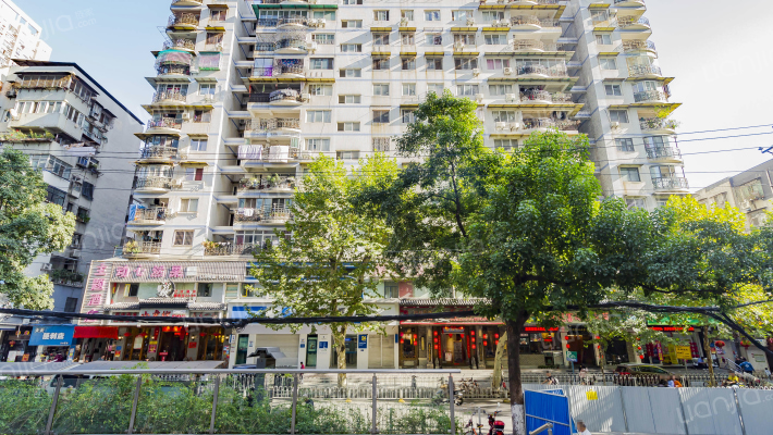 华顺公寓外景图