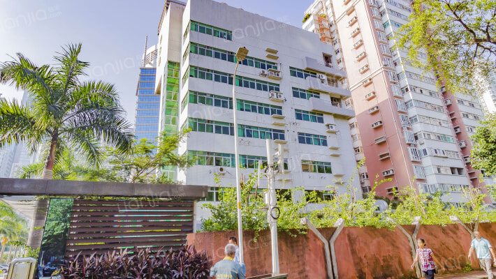 天河大厦综合楼外景图