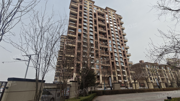 万合名著外景图