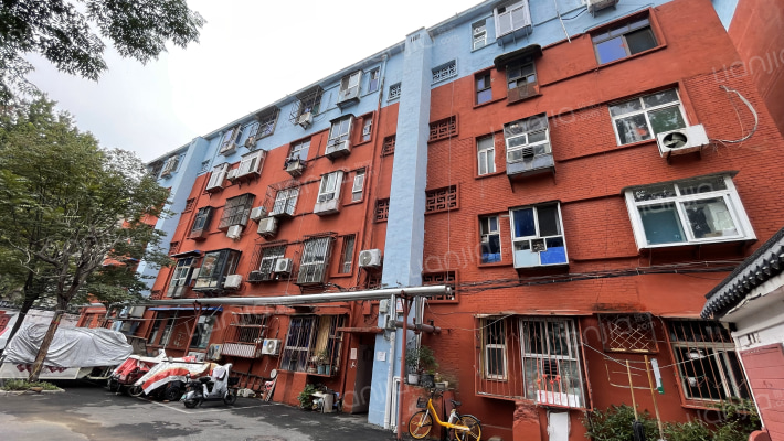 机床电器家属院外景图