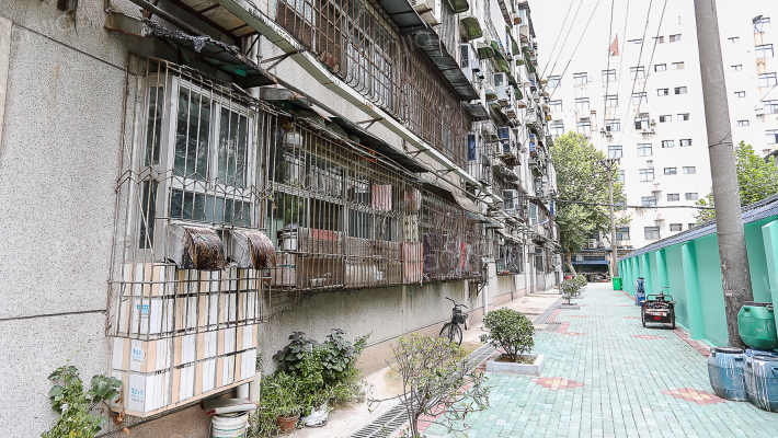 马房山教师小区外景图