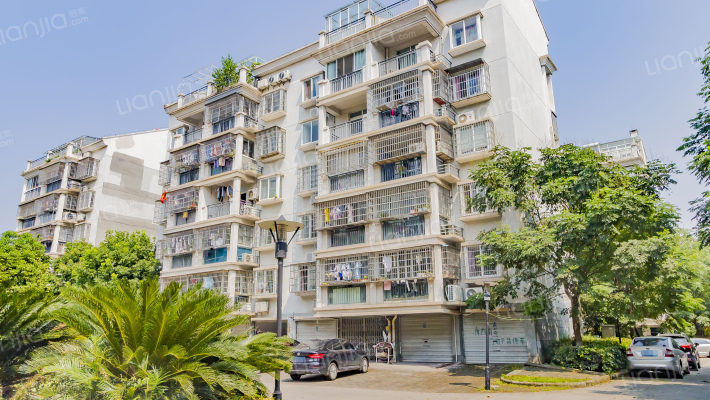 湖山人家外景图