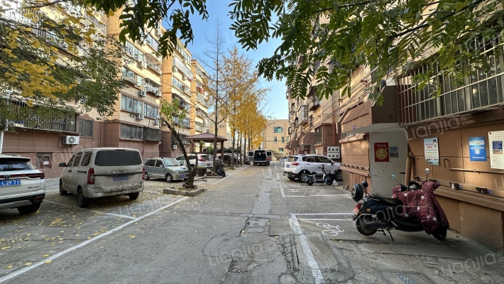 翟山小区外景图