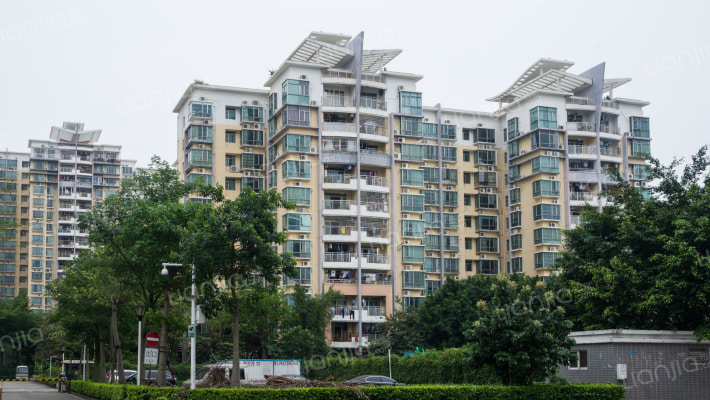 锦冠华城外景图