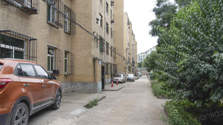 西园小区外景图