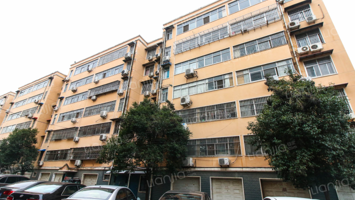 许昌实验小学东校区家属院外景图