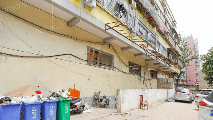 建设路107号院外景图