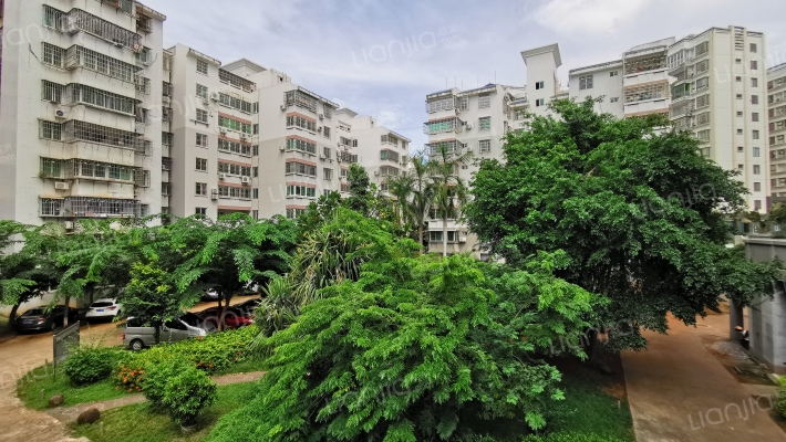 方圆公寓外景图